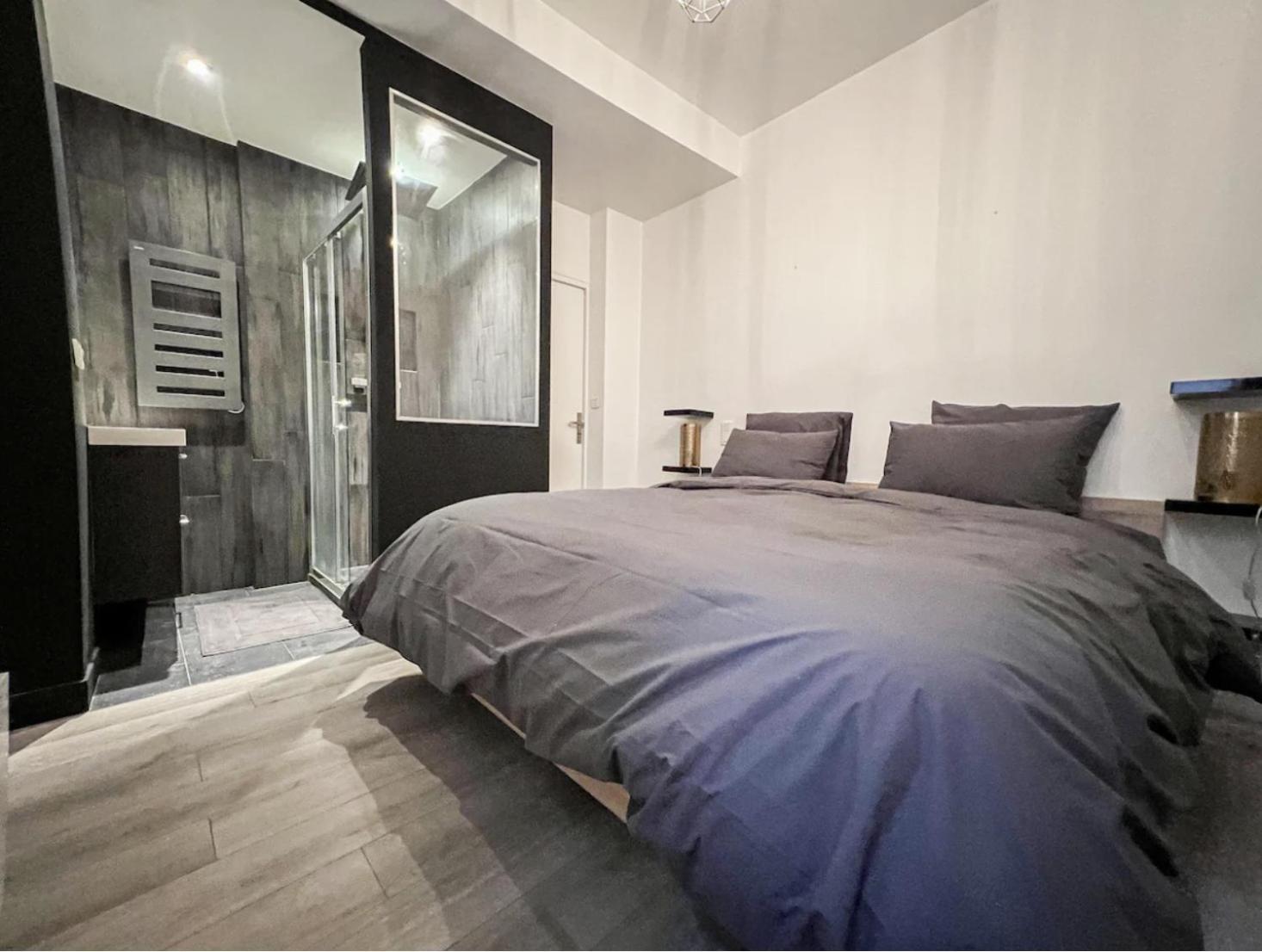 Luxueuse Avec Jardin Privatif Et Jacuzzi Paris